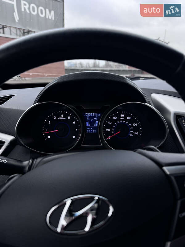 Хэтчбек Hyundai Veloster 2016 в Киеве фото 5 Хэтчбек Hyundai Veloster 2016 в Киеве