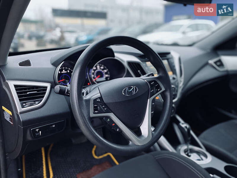Хэтчбек Hyundai Veloster 2016 в Киеве фото 16 Хэтчбек Hyundai Veloster 2016 в Киеве