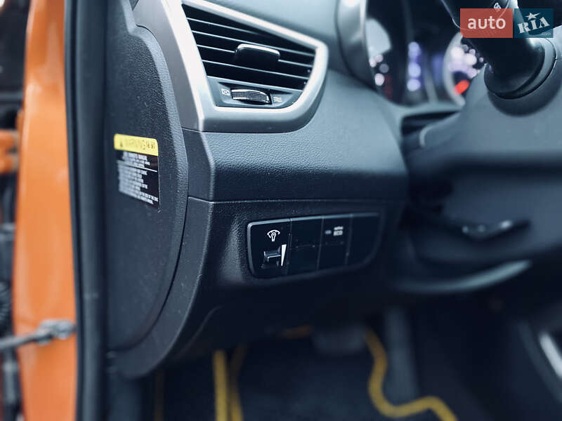 Хэтчбек Hyundai Veloster 2016 в Киеве фото 19 Хэтчбек Hyundai Veloster 2016 в Киеве