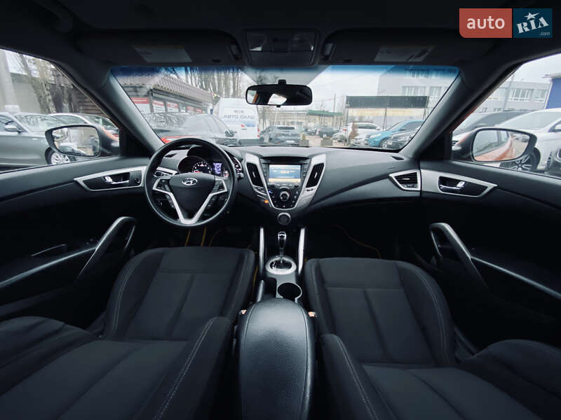 Хэтчбек Hyundai Veloster 2016 в Киеве фото 24 Хэтчбек Hyundai Veloster 2016 в Киеве