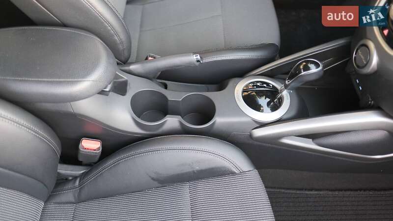 Хетчбек Hyundai Veloster 2016 в Києві