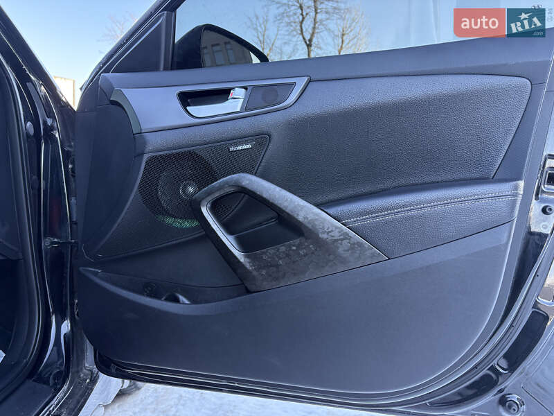 Хетчбек Hyundai Veloster 2014 в Львові