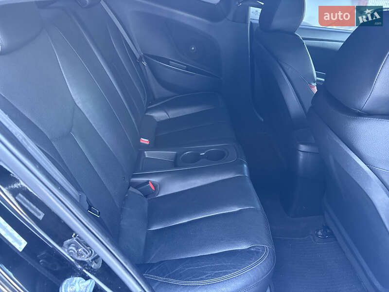 Хетчбек Hyundai Veloster 2014 в Львові