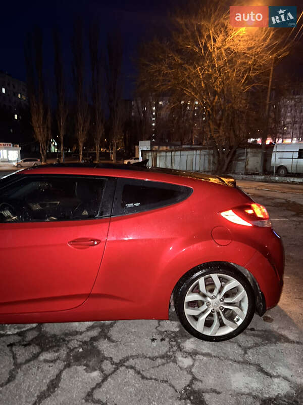Хэтчбек Hyundai Veloster 2013 в Запорожье фото 17 Хэтчбек Hyundai Veloster 2013 в Запорожье