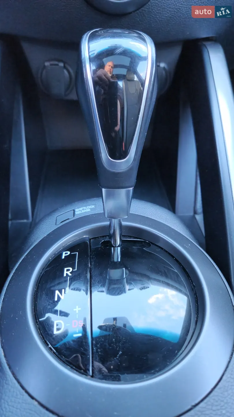 2016 Hyundai Veloster - мініатюра 22