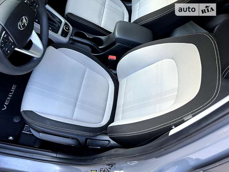 Позашляховик / Кросовер Hyundai Venue 2020 в Кривому Розі