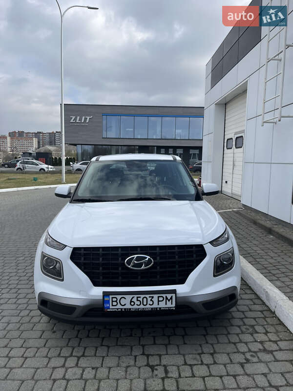 Позашляховик / Кросовер Hyundai Venue 2022 в Львові
