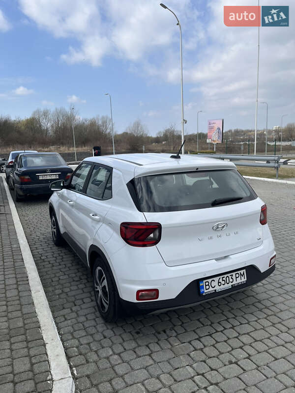 Позашляховик / Кросовер Hyundai Venue 2022 в Львові