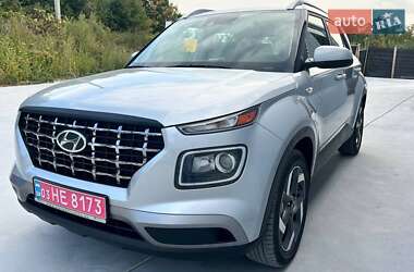 Внедорожник / Кроссовер Hyundai Venue 2022 в Ровно