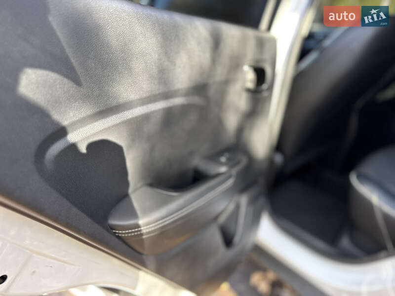 Внедорожник / Кроссовер Hyundai Venue 2021 в Дрогобыче фото 40 Внедорожник / Кроссовер Hyundai Venue 2021 в Дрогобыче