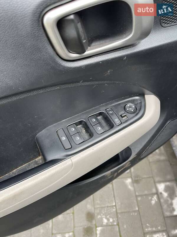 Внедорожник / Кроссовер Hyundai Venue 2022 в Львове фото 13 Внедорожник / Кроссовер Hyundai Venue 2022 в Львове