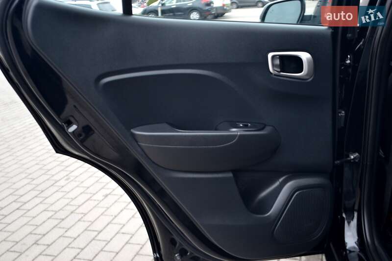 Внедорожник / Кроссовер Hyundai Venue 2023 в Хмельницком фото 153 Внедорожник / Кроссовер Hyundai Venue 2023 в Хмельницком