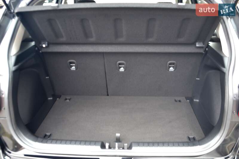 Внедорожник / Кроссовер Hyundai Venue 2023 в Хмельницком фото 172 Внедорожник / Кроссовер Hyundai Venue 2023 в Хмельницком