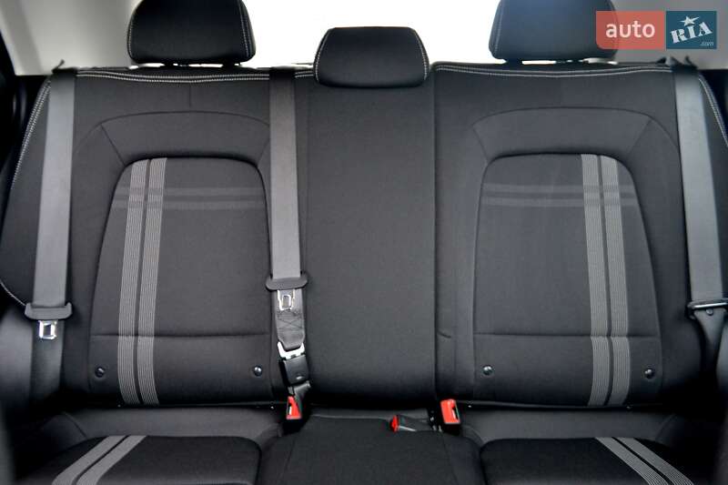 Внедорожник / Кроссовер Hyundai Venue 2023 в Хмельницком фото 43 Внедорожник / Кроссовер Hyundai Venue 2023 в Хмельницком