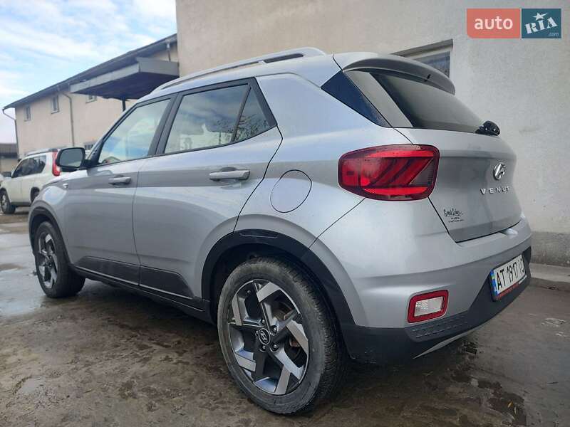 Внедорожник / Кроссовер Hyundai Venue 2021 в Ивано-Франковске