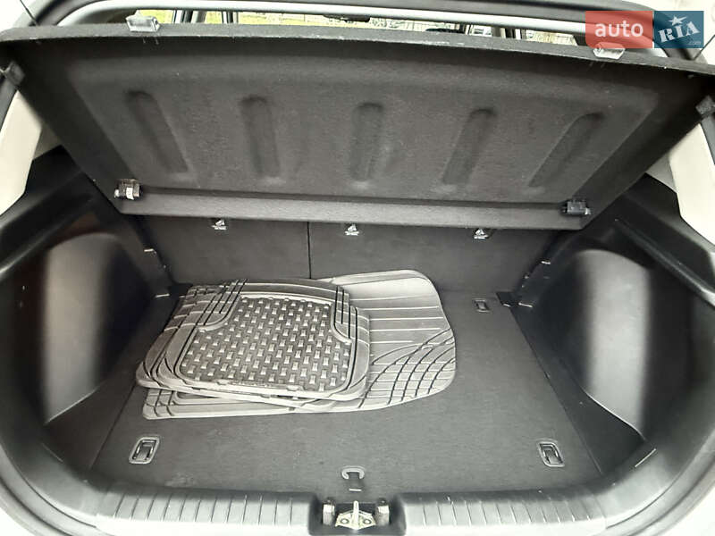 Внедорожник / Кроссовер Hyundai Venue 2020 в Киеве