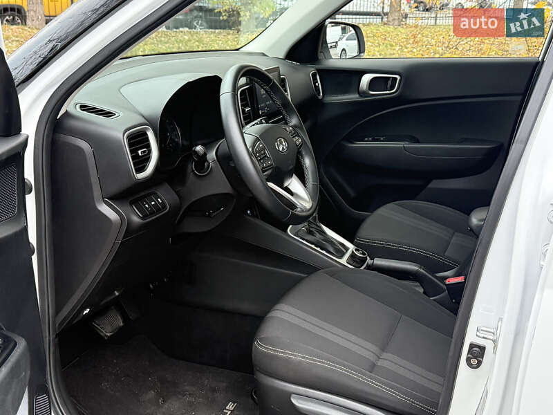 Внедорожник / Кроссовер Hyundai Venue 2020 в Киеве