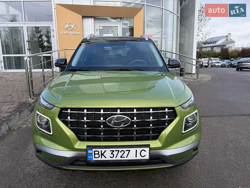 Внедорожник / Кроссовер Hyundai Venue 2022 в Ровно
