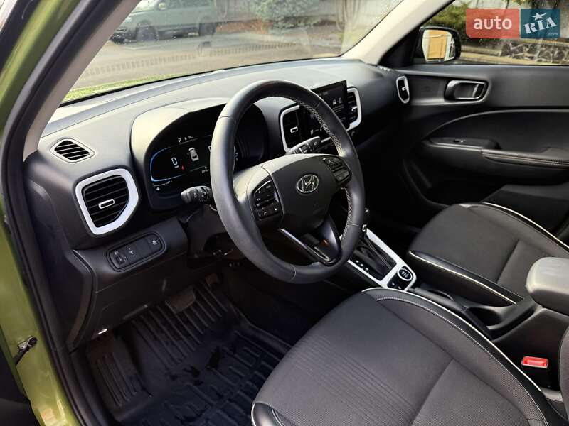 Внедорожник / Кроссовер Hyundai Venue 2022 в Ровно