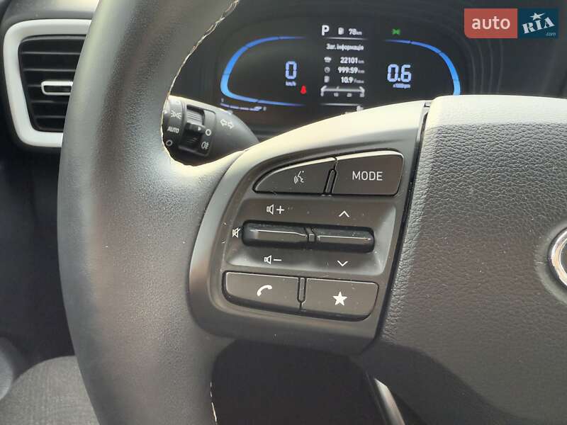 Внедорожник / Кроссовер Hyundai Venue 2022 в Ровно