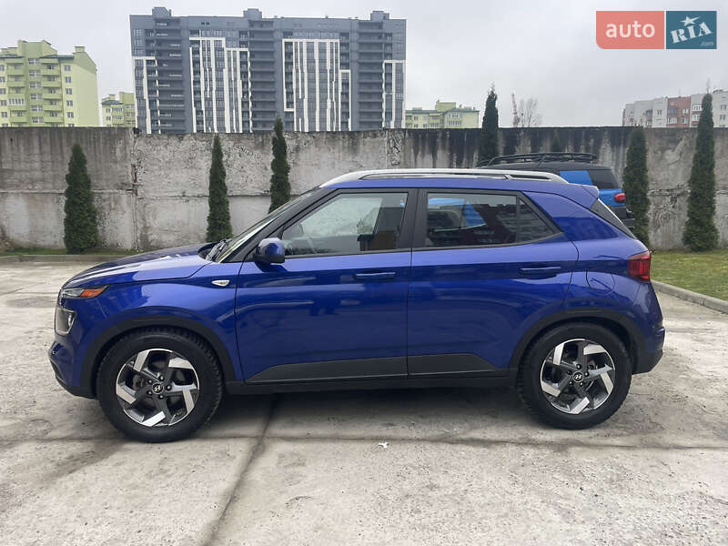 Внедорожник / Кроссовер Hyundai Venue 2023 в Львове