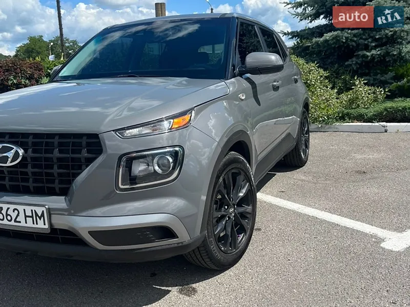 Hyundai Venue 2020 VIN KMHRB8A35LU048272 фото оголошення 2 з 58