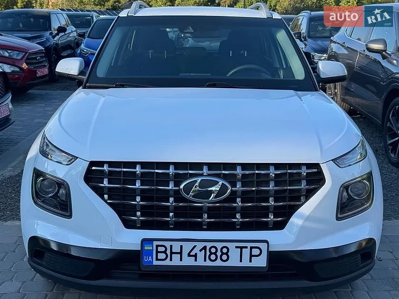 Hyundai Venue