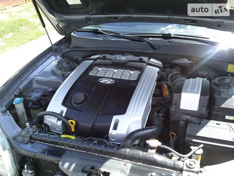 Седан Hyundai XG 2003 в Чернівцях