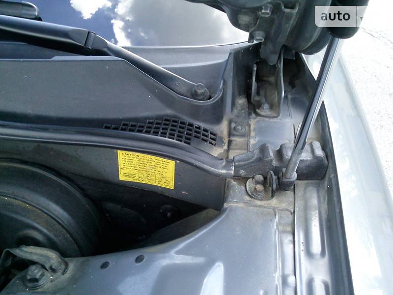 Седан Hyundai XG 2003 в Чернівцях