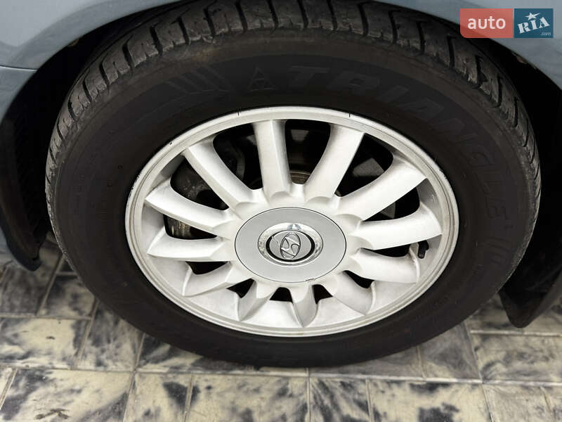 Седан Hyundai XG 2003 в Одессе