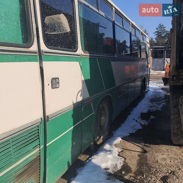 Туристический / Междугородний автобус Ikarus 256 1990 в Полтаве