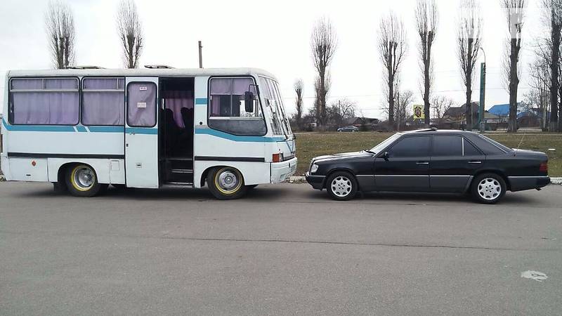 Пригородный автобус Ikarus 543 1991 в Кременчуге
