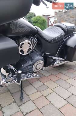Мотоцикл Круизер Indian Chieftain 2016 в Ужгороде