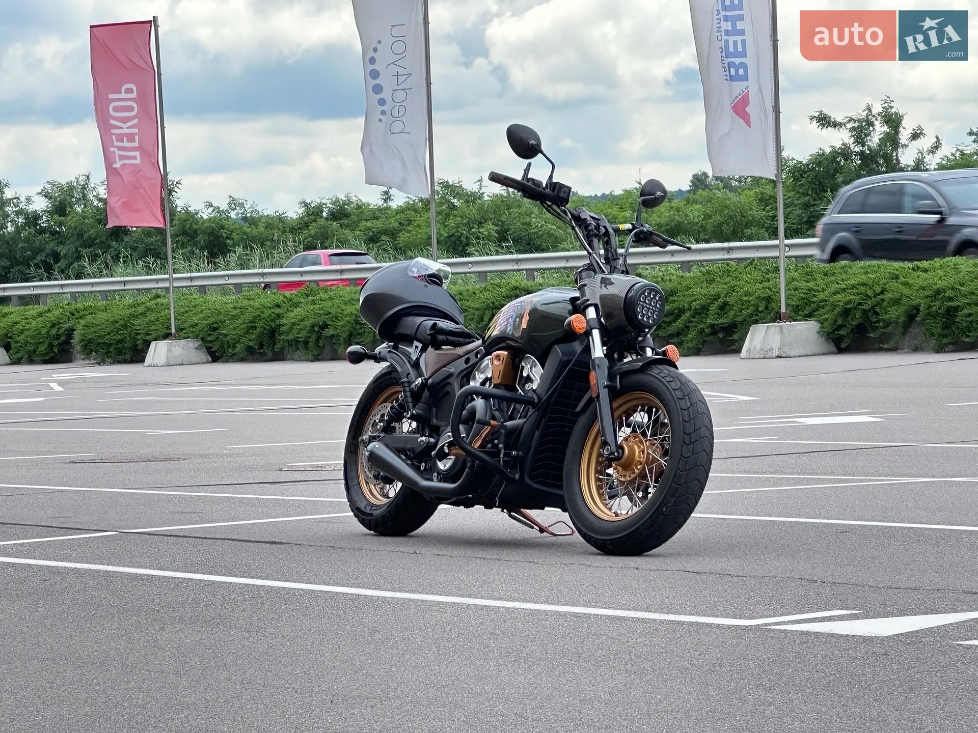 Indian Scout  Bobber 2021 VIN 56KMTG001M3178371 фото оголошення 5 з 8