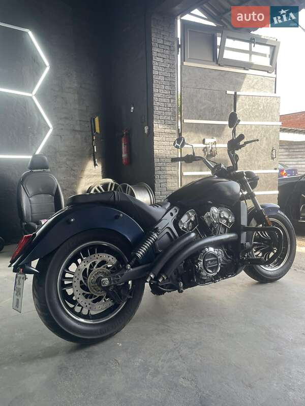 Боббер Indian Scout 2017 в Львове