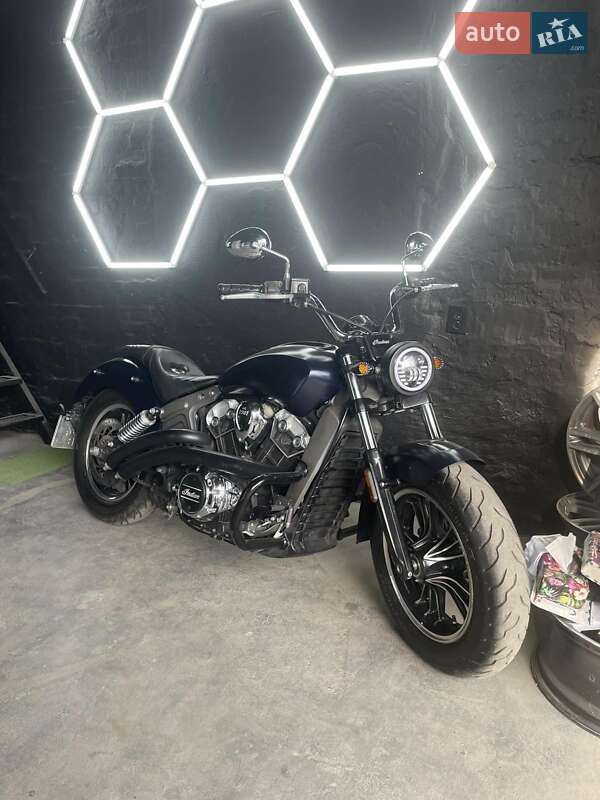 Боббер Indian Scout 2017 в Львове