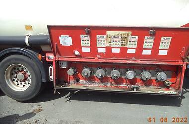 Цистерна полуприцеп Indox SC-3 2004 в 