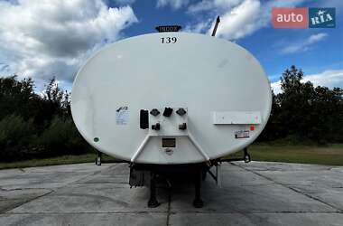 Цистерна полуприцеп Indox SC-3 2002 в 