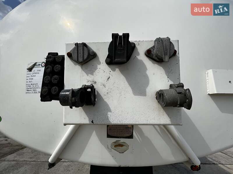 Цистерна полуприцеп Indox SC-3 2002 в Львове