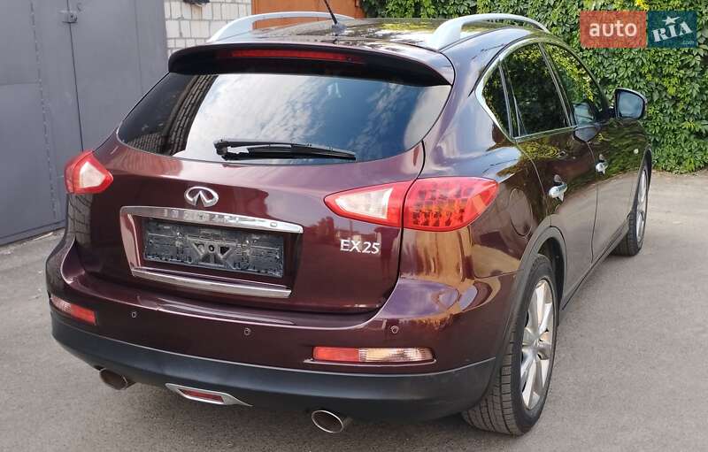 Внедорожник / Кроссовер Infiniti EX 25 2011 в Киеве