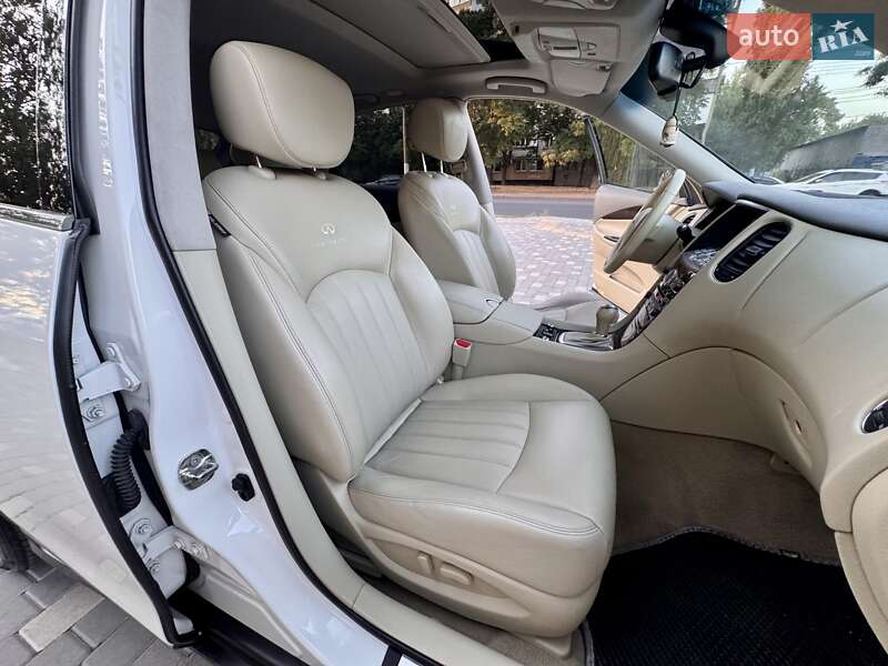 Позашляховик / Кросовер Infiniti EX 25 2011 в Одесі