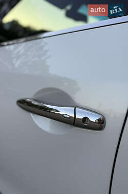 Внедорожник / Кроссовер Infiniti EX 25 2012 в 
