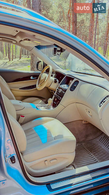 Позашляховик / Кросовер Infiniti EX 25 2011 в Києві