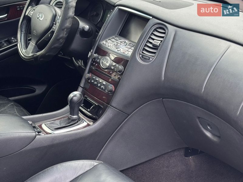 Внедорожник / Кроссовер Infiniti EX 25 2011 в Киеве