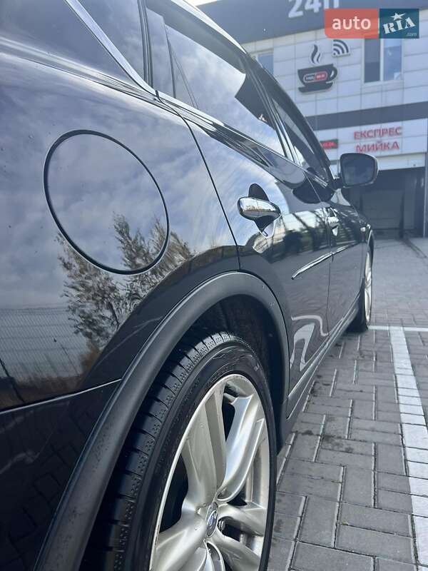 Позашляховик / Кросовер Infiniti EX 30 2011 в Києві
