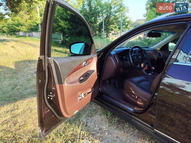 Внедорожник / Кроссовер Infiniti EX 35 2008 в Лубнах фото 7 Внедорожник / Кроссовер Infiniti EX 35 2008 в Лубнах