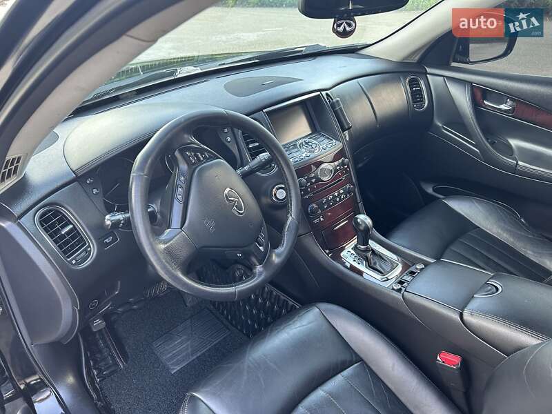 Внедорожник / Кроссовер Infiniti EX 35 2012 в Чернигове