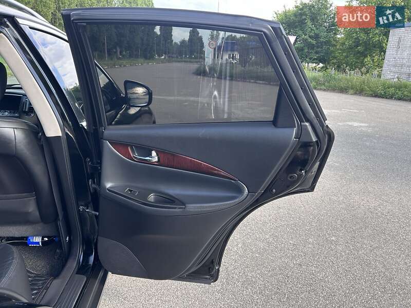 Внедорожник / Кроссовер Infiniti EX 35 2012 в Чернигове