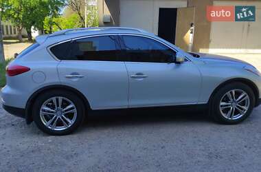 Позашляховик / Кросовер Infiniti EX 37 2013 в 