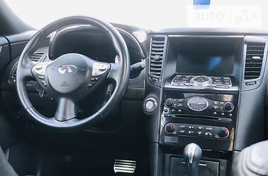 Внедорожник / Кроссовер Infiniti FX 30 2010 в Ровно